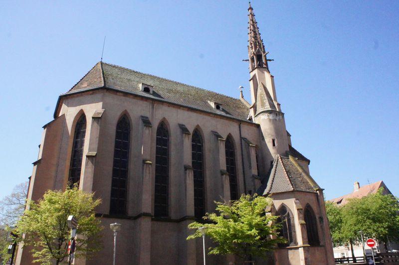 Vue extérieure de l'église protestante