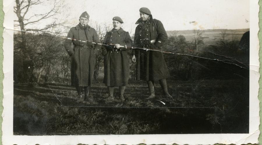 François Meusburger avec ses camarades sur la ligne Maginot en Novembre 1939. 