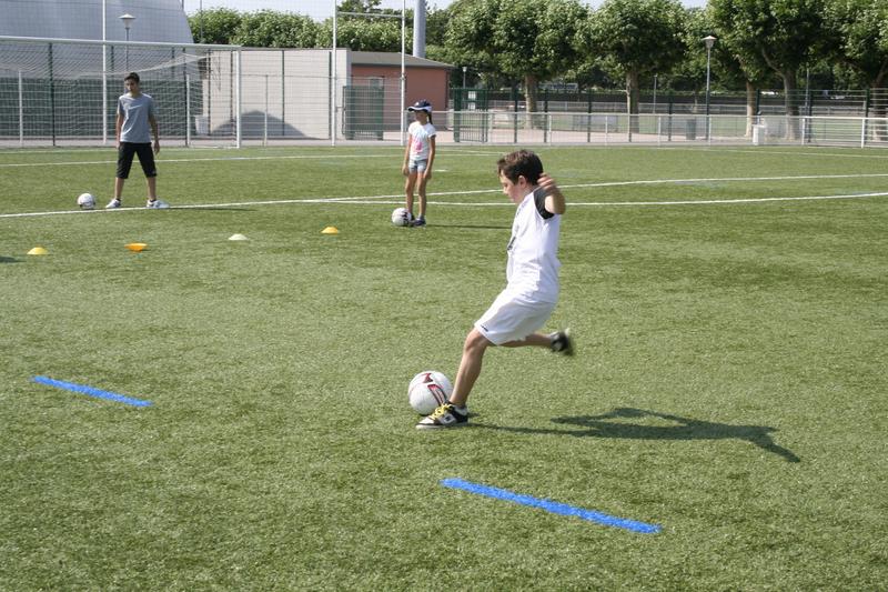 terrain synthétique du stade municipal