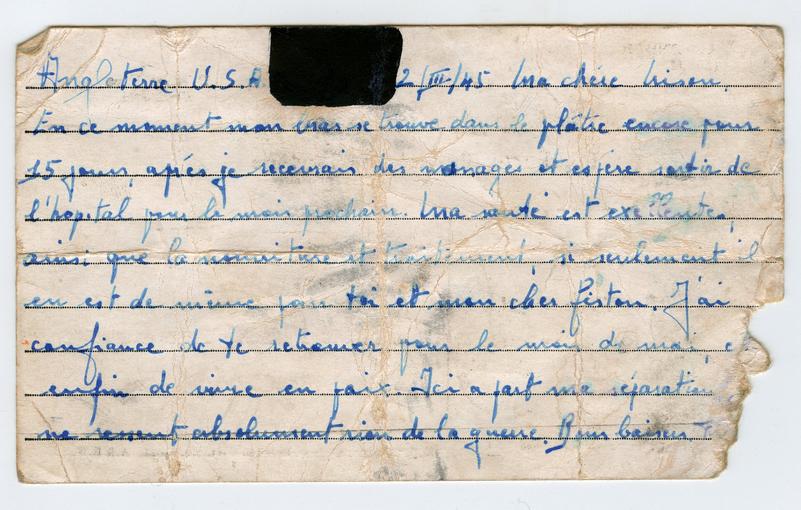 Verso de la carte postale, envoyée le 2 Mars 1945. Nous supposons que la tâche noire est une partie du texte censuré.