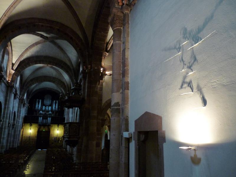 Vue de l'oeuvre depuis le choeur de l'église